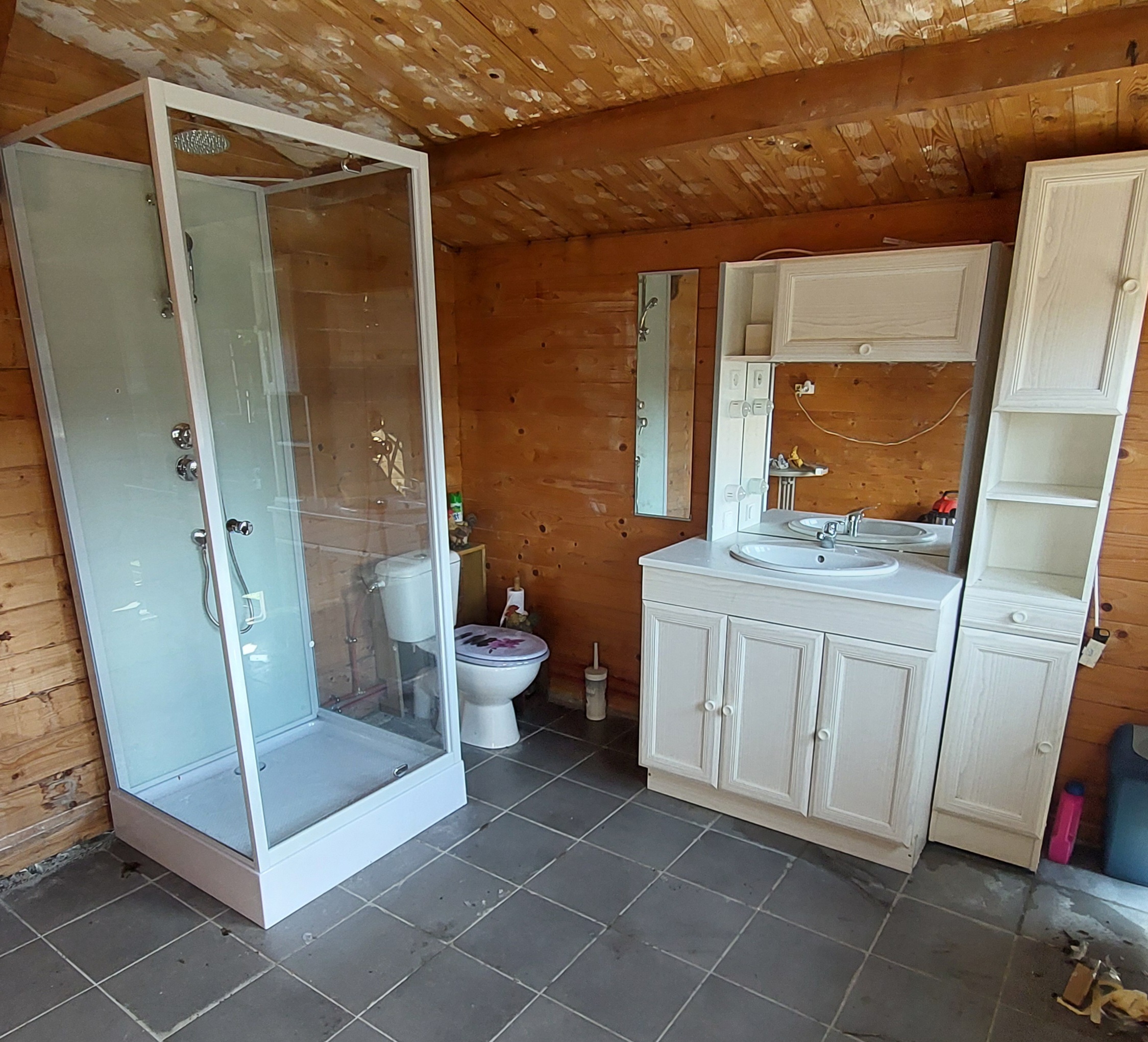 Salle de bain pour les campeurs
